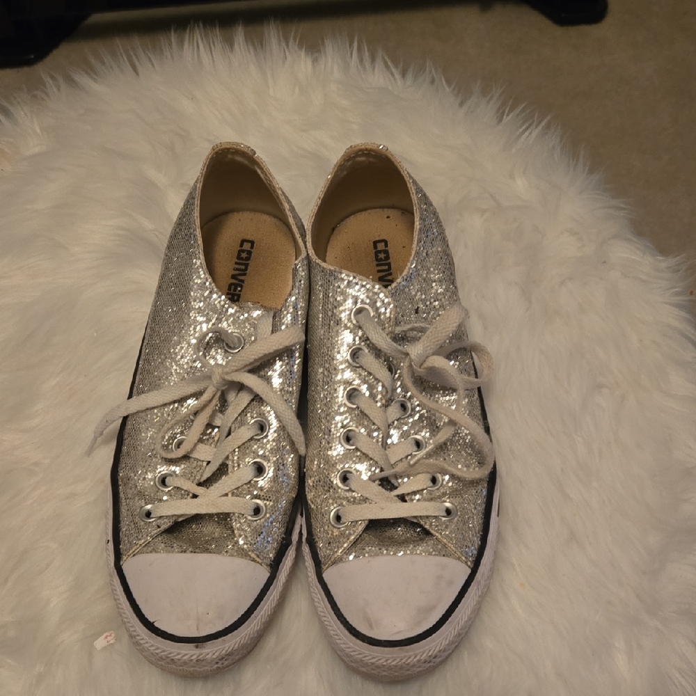 Converse Glittery Silver Low-Tops